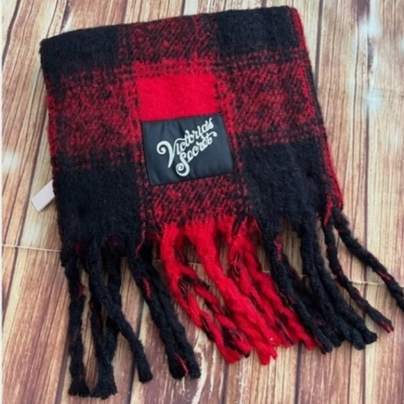 Victoria's Secret Scarf - Picture 2 of 2